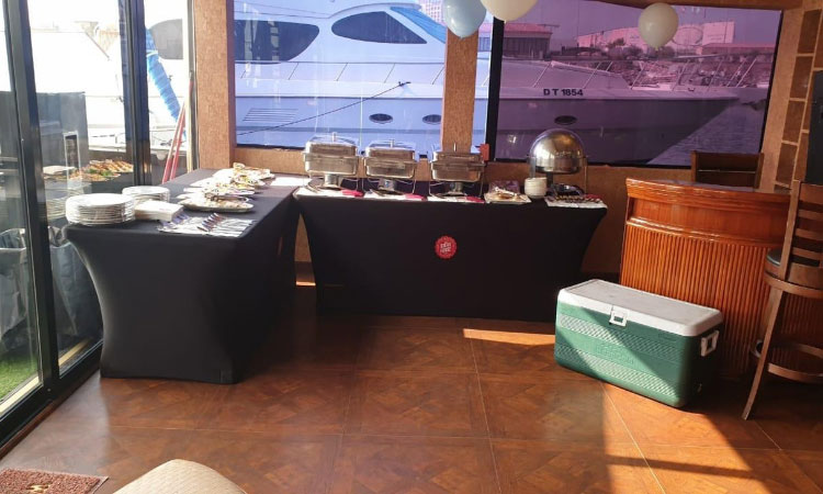 Houseboat Cruising Abu Dhabi