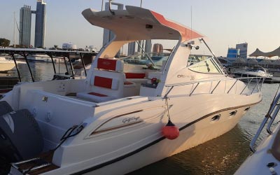 Yacht Cruising Abu Dhabi